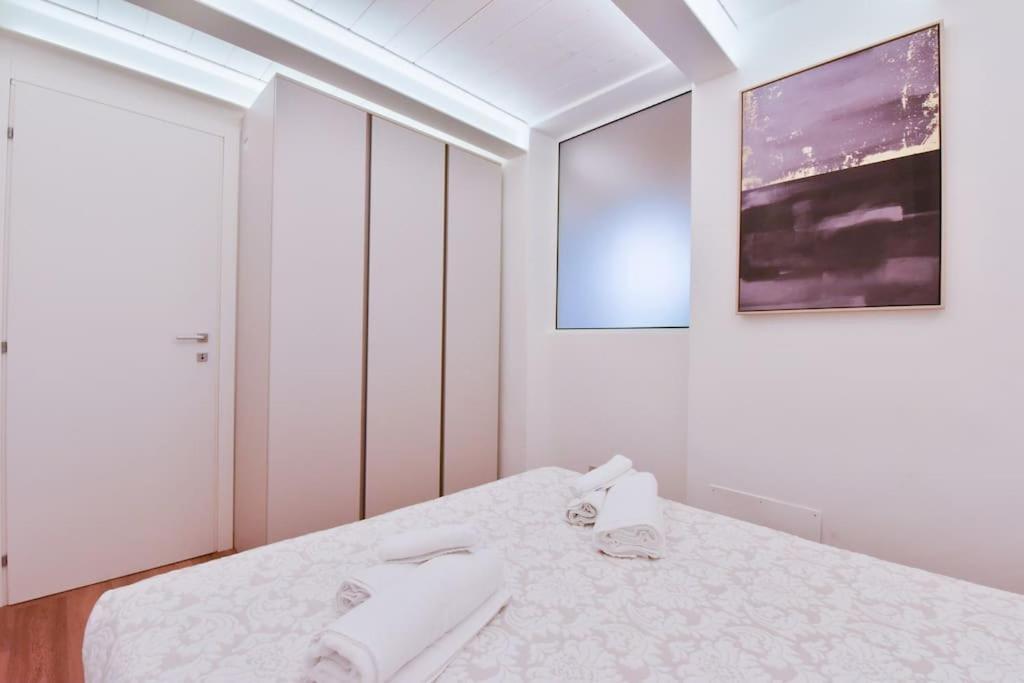 Ferienwohnung Loft 21 - Lussuoso Ed Elegante A Due Passi Dal Mare Finale Ligure Exterior foto